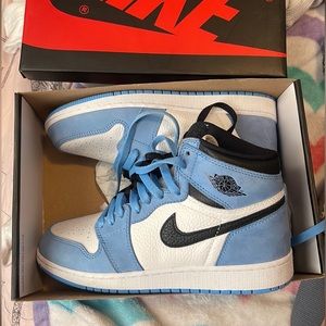 Air Jordan 1 university, blue